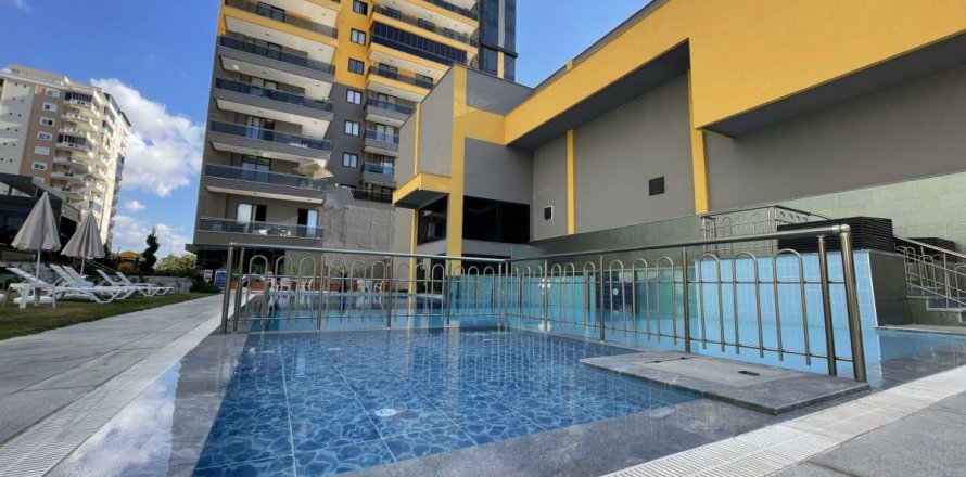 Квартира  4-х ком. в Махмутларе, Анталья, Турция №209347