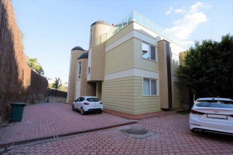 Продажа пентхауса  в Аланье, Анталье, Турция 4 комн., 267м2, №208719 – фото 2