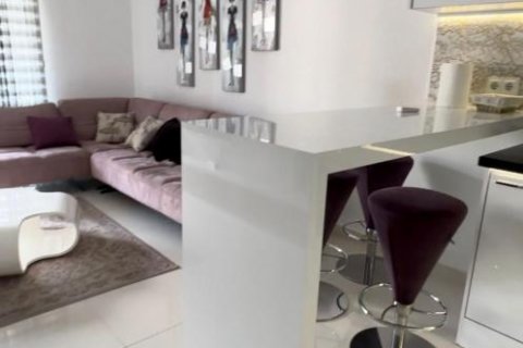 Продажа квартиры  в Аланье, Анталье, Турция 2 комн., 60м2, №184886 – фото 2