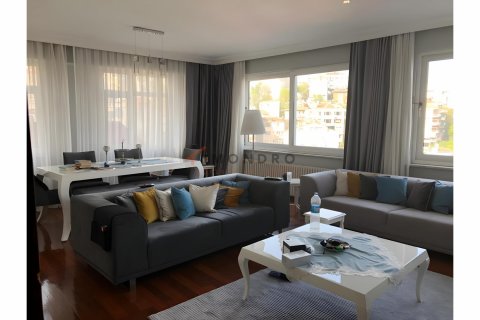 Продажа квартиры  в Бейоглу, Стамбуле, Турция 3+1, 125м2, №206961 – фото 8