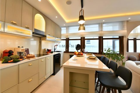 Продажа квартиры  в Бейоглу, Стамбуле, Турция 2+1, 110м2, №206962 – фото 29