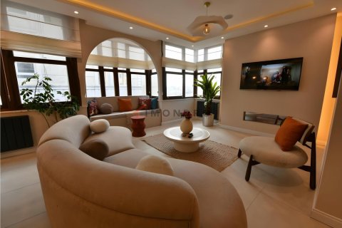 Продажа квартиры  в Бейоглу, Стамбуле, Турция 2+1, 110м2, №206962 – фото 11