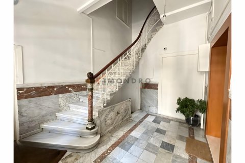 Продажа квартиры в Бейоглу, Стамбуле, Турция 2+1, 110м2, №206960 – фото 25