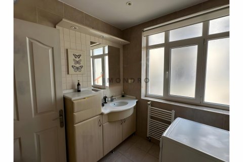 Продажа квартиры в Бейоглу, Стамбуле, Турция 2+1, 110м2, №206960 – фото 18