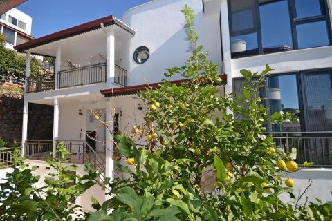 Продажа виллы  в Демирташе, Аланье, Анталье, Турция 4 комн., 200м2, №208203 – фото 4