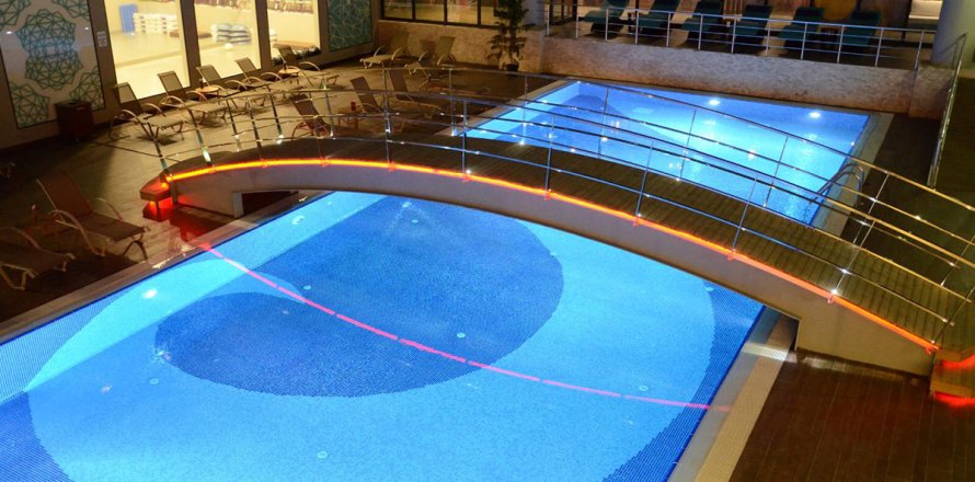 آپارتمان در Istanbul ، ترکیه 1 خوابه ، 104 متر مربع. شماره 147682