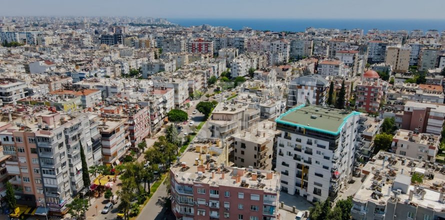 Apartment  in Muratpasa, Antalya, Turkey No. 194364
