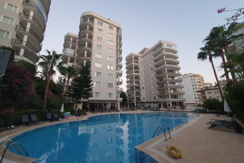Lejlighed  i Tosmur, Alanya, Antalya, Tyrkiet Nr. 207697 - 1
