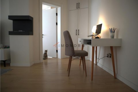 Продажа квартиры в Бейоглу, Стамбуле, Турция 2+1, 70м2, №206934 – фото 3