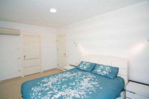 Apartment for sale  in Tosmur, Alanya, Antalya, Turkey, 111m2, No. 208874 – photo 16