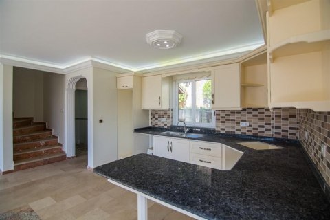 Продажа виллы  в Бекташе, Аланье, Анталье, Турция 4 комн., 230м2, №209388 – фото 11