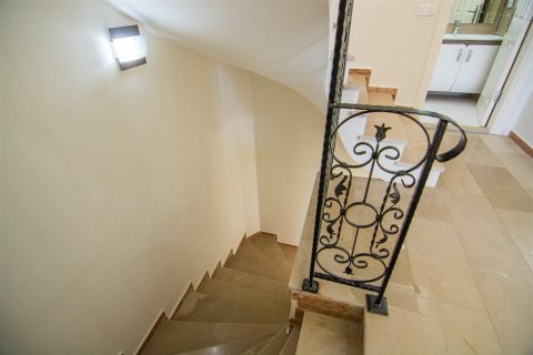 Продажа виллы  в Бекташе, Аланье, Анталье, Турция 4 комн., 230м2, №209388 – фото 27