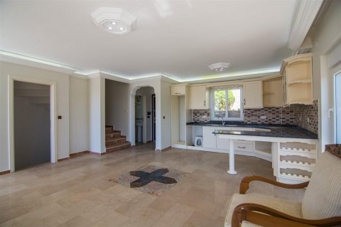 Продажа виллы  в Бекташе, Аланье, Анталье, Турция 4 комн., 230м2, №209388 – фото 9