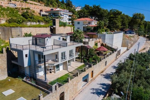 Продажа виллы  в Бекташе, Аланье, Анталье, Турция 4 комн., 230м2, №209388 – фото 2