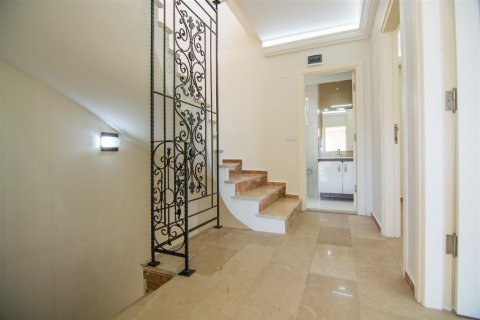 Продажа виллы  в Бекташе, Аланье, Анталье, Турция 4 комн., 230м2, №209388 – фото 28