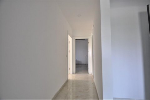 آپارتمان در  Kestel ، ترکیه 120 متر مربع.  شماره 209419 - 30