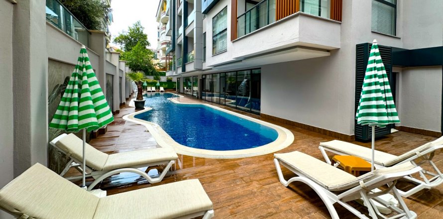 Квартира  1+1 в Аланье, Анталья, Турция №210364