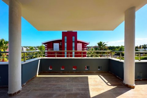 Продажа виллы  в Анталье, Турция 5 комн., 220м2, №207008 – фото 27