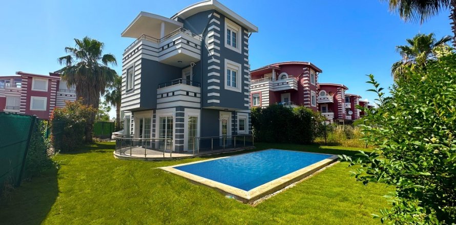 Вилла  5-х ком. в Анталье, Турция №207008