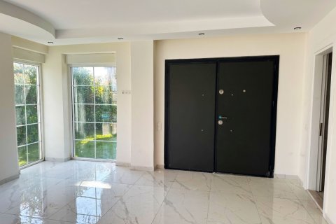 Продажа виллы  в Анталье, Турция 5 комн., 220м2, №207008 – фото 6