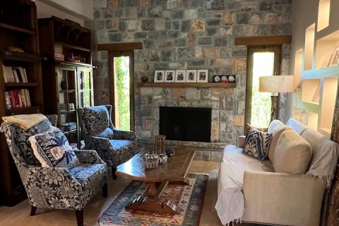 Продажа виллы  в Гёчеке, Мугле, Турция 5+1, 500м2, №194039 – фото 4