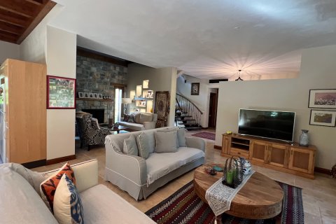 Продажа виллы  в Гёчеке, Мугле, Турция 5+1, 500м2, №194039 – фото 10