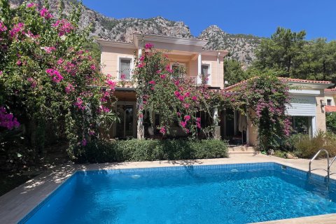 Продажа виллы  в Гёчеке, Мугле, Турция 2+2, 140м2, №194034 – фото 1