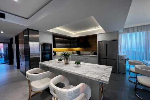 Продажа квартиры  в Айвансарае, Стамбуле, Турция 5 комн., 310м2, №192387 – фото 3
