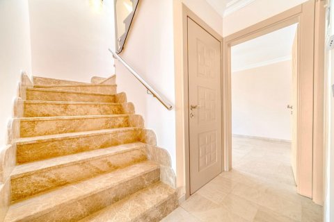 آپارتمان در  Kestel ، ترکیه 114 متر مربع.  شماره 207353 - 11