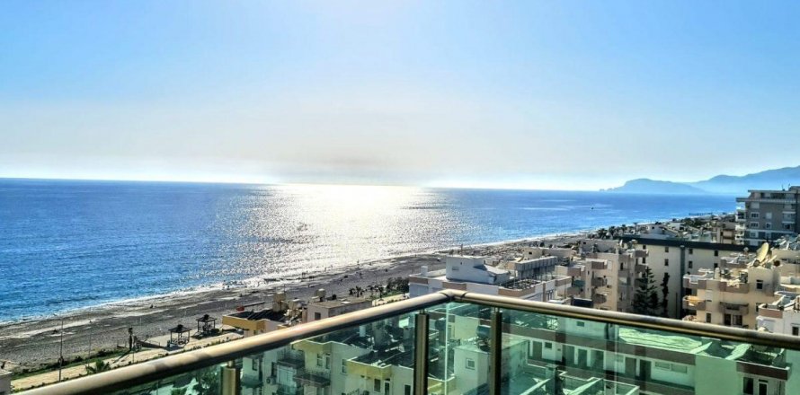 Квартира  3-х ком. в Махмутларе, Анталья, Турция №210013