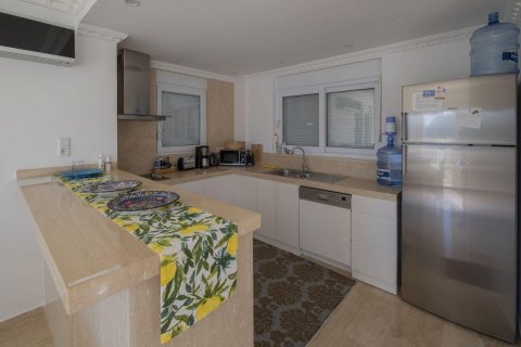 Продажа виллы  в Конаклы, Анталье, Турция 5 комн., 200м2, №207261 – фото 13