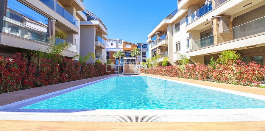 2+1 Apartment  in Antalya, Turkey No. 118146