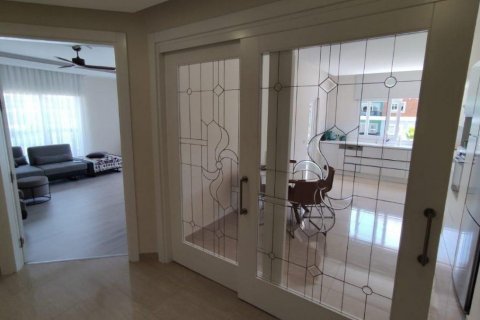 آپارتمان در  Oba ، ترکیه 190 متر مربع.  شماره 209684 - 24