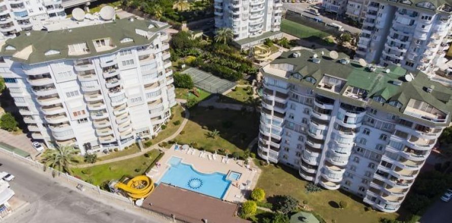 Lejlighed i Cikcilli, Antalya, Tyrkiet Nr. 208994