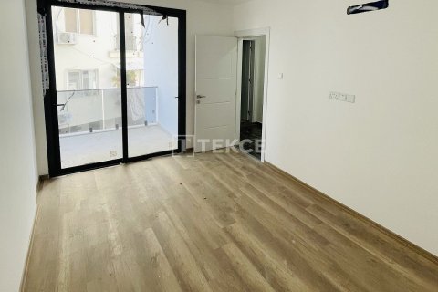 3+1 Lägenhet i Famagusta, Nr. 74975 - 10