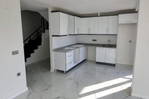 Продажа квартиры  в Оба, Анталье, Турция 3 комн., 90м2, №210293 – фото 1
