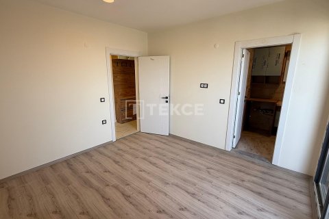 3+1 Leilighet i Kusadasi, Aydin, Tyrkia Nr. 193307 - 8