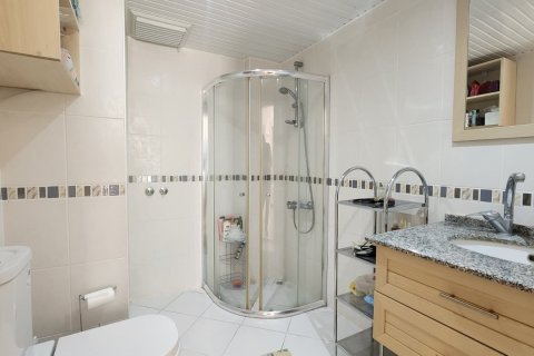 Apartment for sale  in Tosmur, Alanya, Antalya, Turkey, 2 bedrooms, 120m2, No. 193909 – photo 24