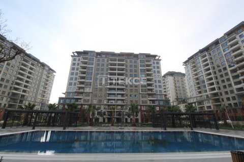 Продажа квартиры  в Бейликдюзю, Стамбуле, Турция 3+1, 182м2, №45476 – фото 1