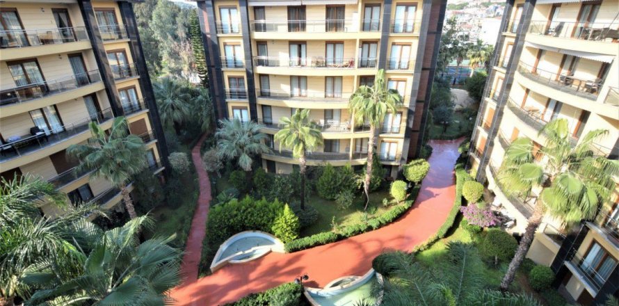 Квартира  4-х ком. в Аланье, Анталья, Турция №208850