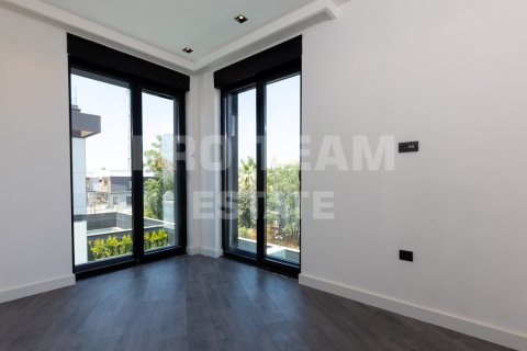 Продажа виллы  в Ларе, Анталье, Турция 6 комн., 275м2, №190352 – фото 26