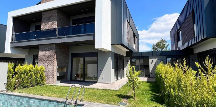 Villa  4+1  Döşemealtı, Antalya, Türkiye №210279