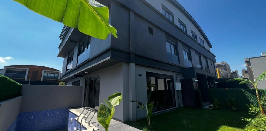 Вилла 6+1 в Коньяалты, Анталья, Турция №210277