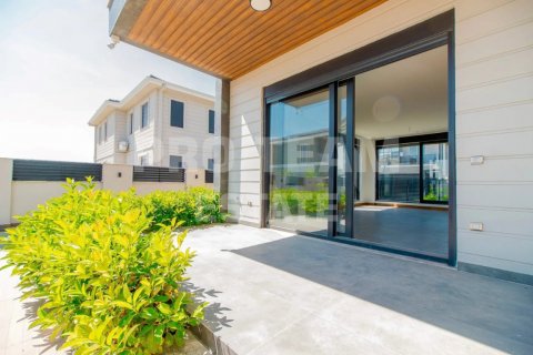 Продажа виллы  в Дёшемеалты, Анталье, Турция 5 комн., 200м2, №211674 – фото 19