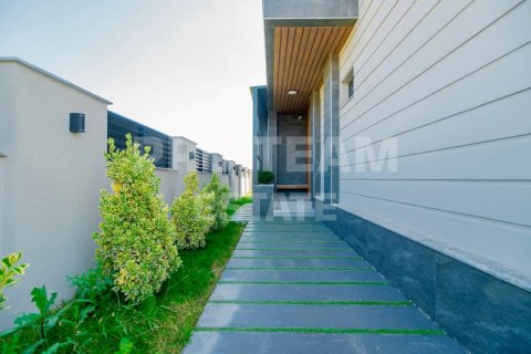 Продажа виллы  в Дёшемеалты, Анталье, Турция 5 комн., 200м2, №211674 – фото 7