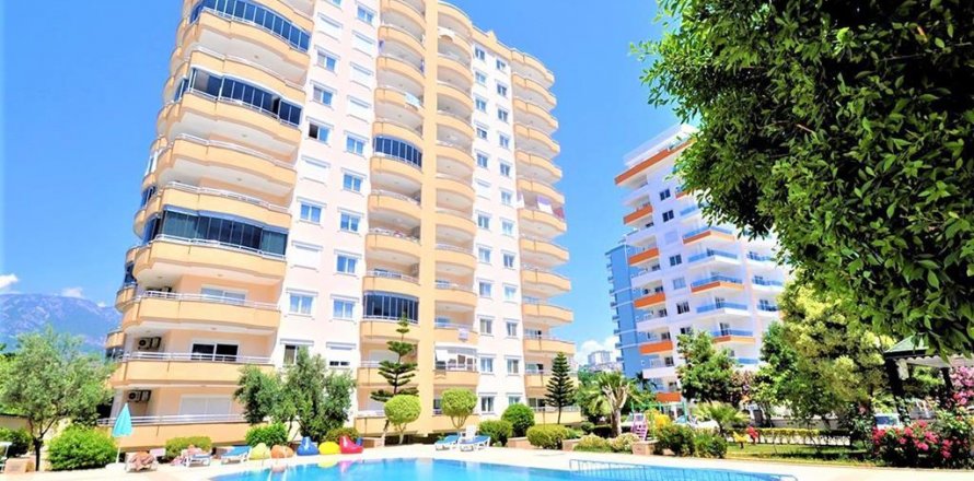 آپارتمان در  Mahmutlar ، ترکیه 135 متر مربع.  شماره 208814