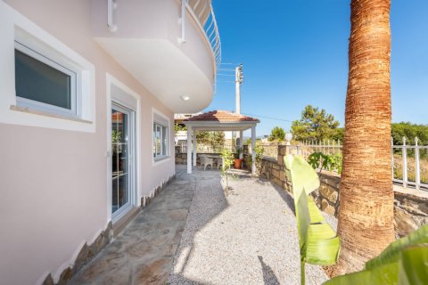 Продажа виллы  в Авсалларе, Анталье, Турция 5 комн., 250м2, №208171 – фото 4