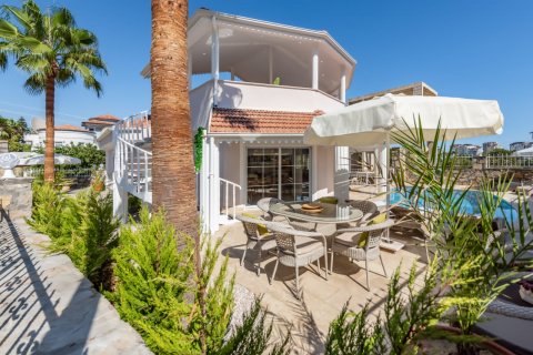 Продажа виллы  в Авсалларе, Анталье, Турция 5 комн., 250м2, №208171 – фото 2