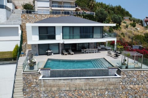 Продажа виллы в Аланье, Анталье, Турция 5 комн., 305м2, №192194 – фото 1