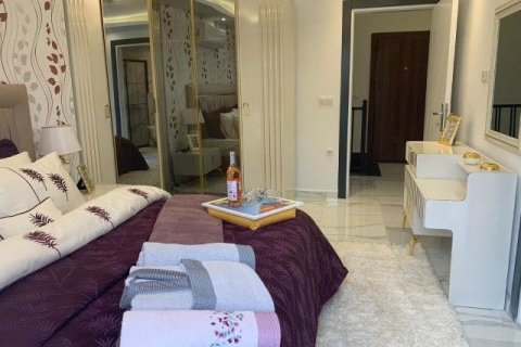 پنت هاس در Mahmutlar ، ترکیه 160 متر مربع. شماره 209176 - 10